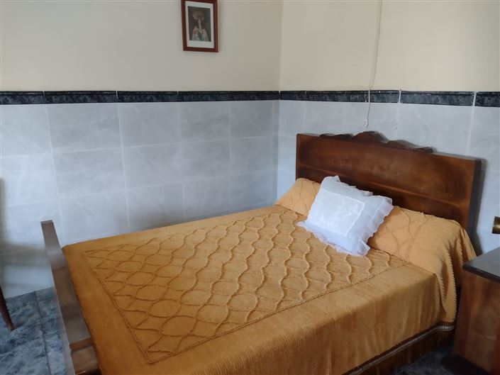 Image No.7-5 Bed Country House for sale