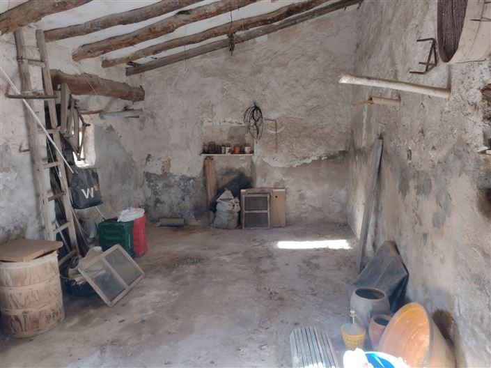 Image No.9-5 Bed Country House for sale