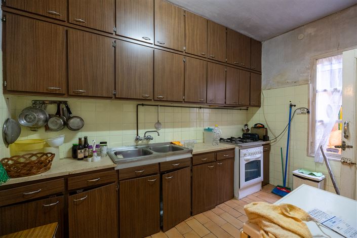 Image No.23-6 Bed Townhouse for sale