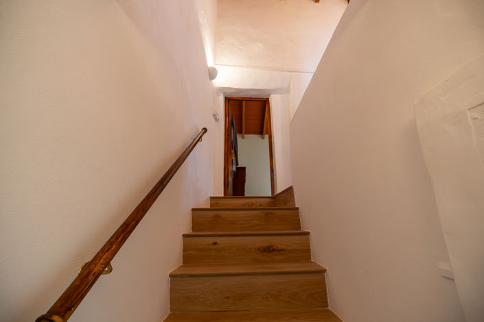 Image No.28-6 Bed Country House for sale