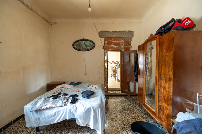 Image No.10-4 Bed Country House for sale