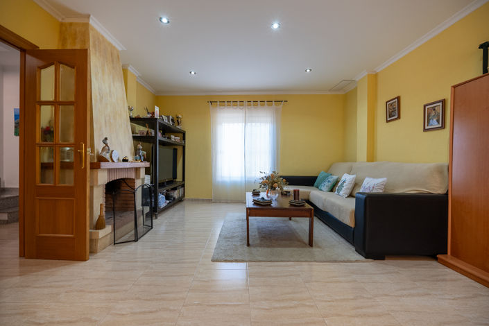 Image No.3-3 Bed Townhouse for sale