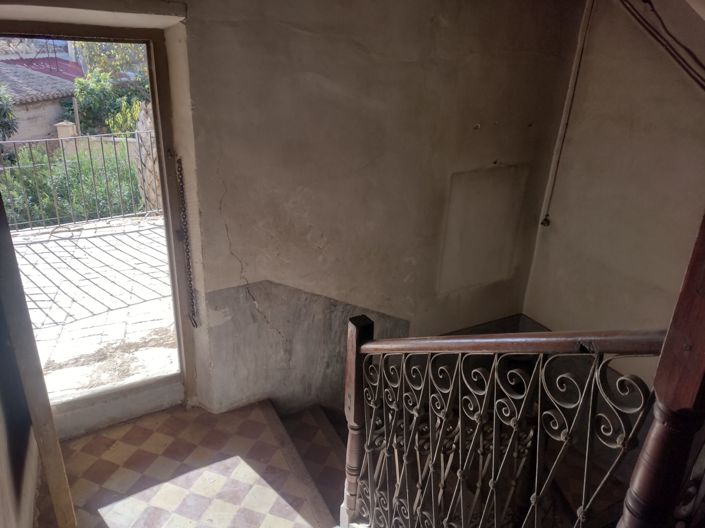 Image No.6-8 Bed Townhouse for sale