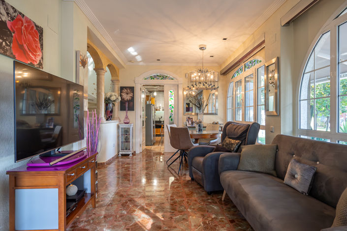 Image No.14-5 Bed Villa for sale