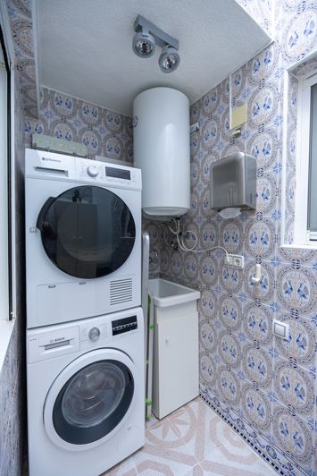 Image No.27-5 Bed Villa for sale