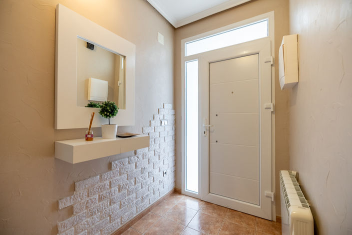 Image No.4-4 Bed Townhouse for sale