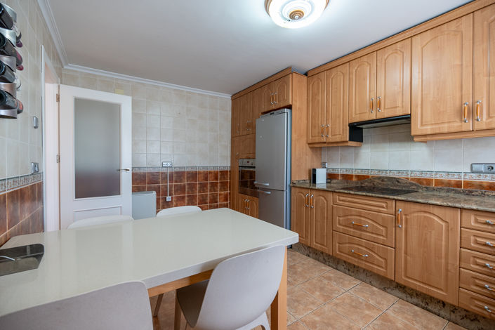 Image No.7-4 Bed Townhouse for sale