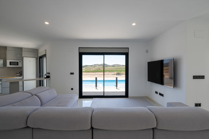 Image No.8-4 Bed Villa for sale