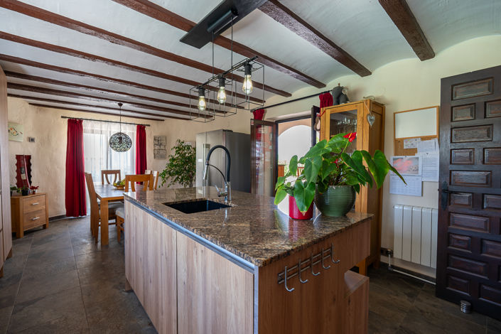 Image No.22-7 Bed Villa for sale