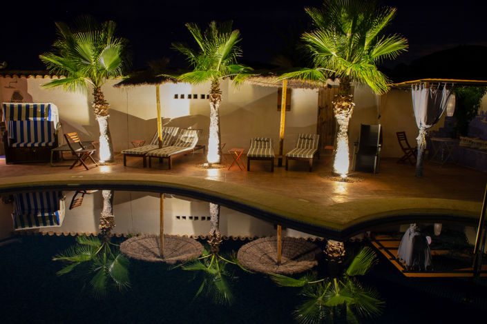 Image No.16-6 Bed Farmhouse for sale