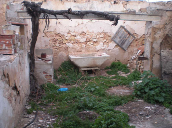 Image No.20-6 Bed Country House for sale