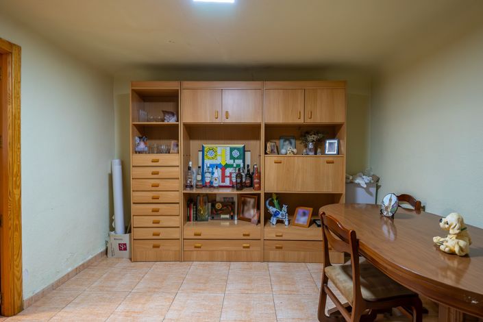 Image No.11-5 Bed Country House for sale