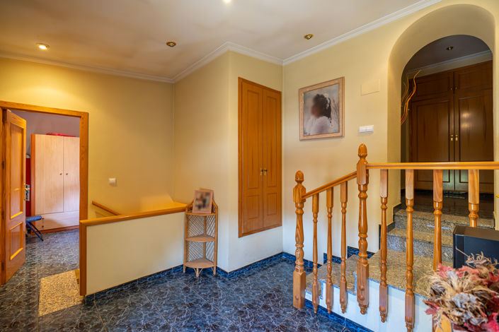 Image No.26-5 Bed Country House for sale