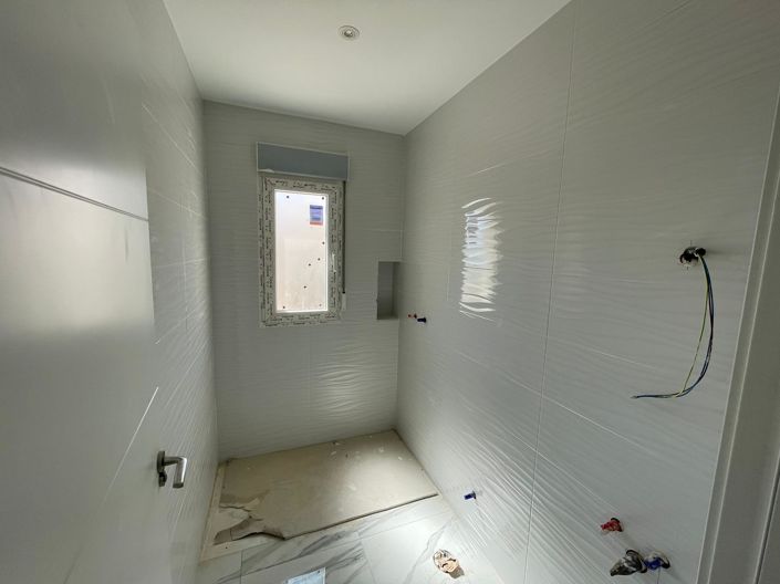 Image No.17-6 Bed Villa for sale