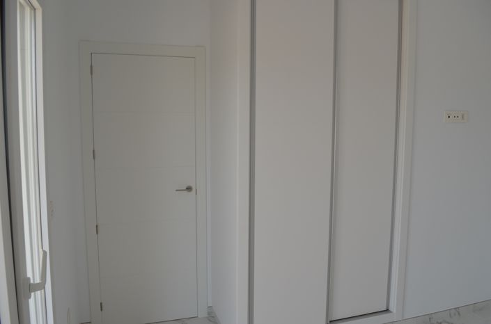 Image No.18-5 Bed Villa for sale