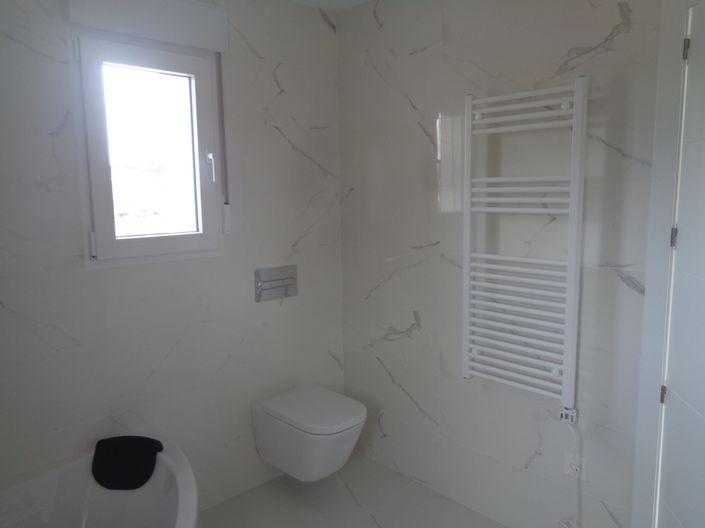 Image No.28-4 Bed Villa for sale