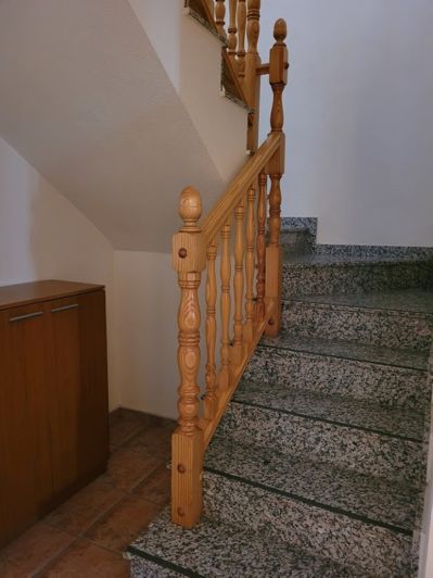 Image No.9-5 Bed Townhouse for sale