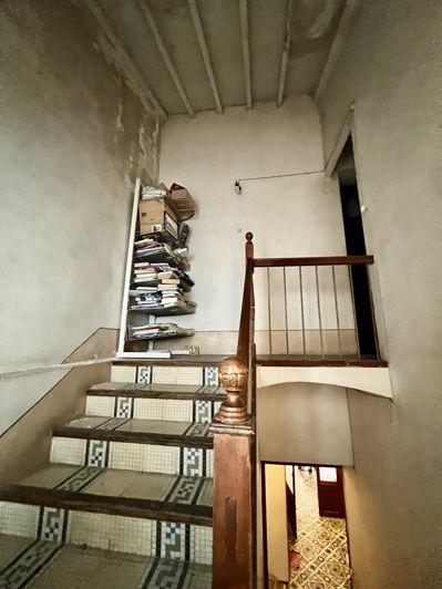 Image No.12-5 Bed Townhouse for sale