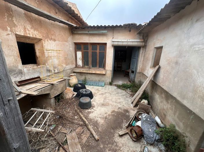 Image No.13-3 Bed Townhouse for sale