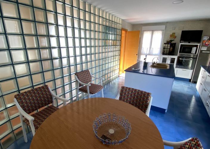 Image No.13-3 Bed Townhouse for sale