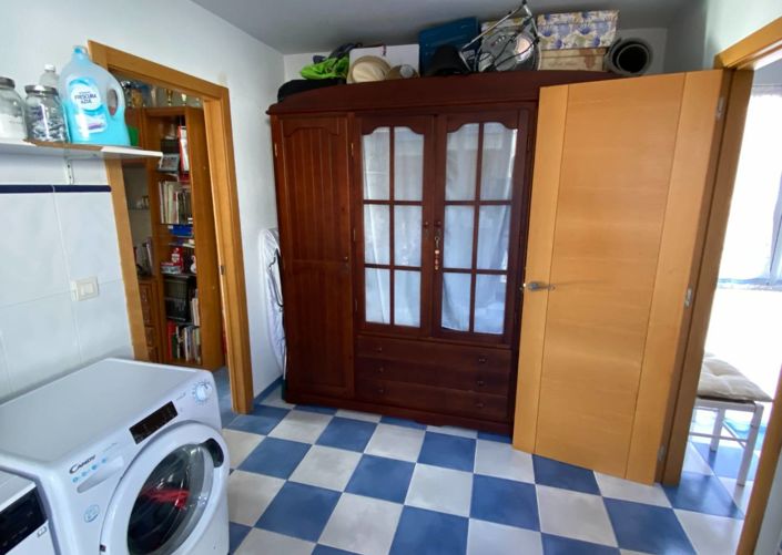 Image No.17-3 Bed Townhouse for sale