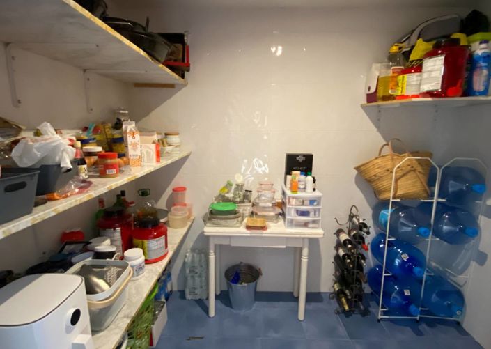 Image No.18-3 Bed Townhouse for sale