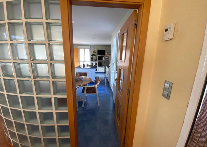 Image No.24-3 Bed Townhouse for sale