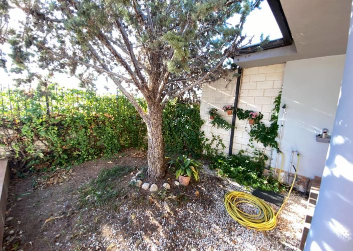 Image No.8-3 Bed Townhouse for sale