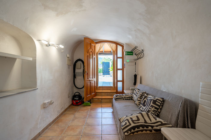 Image No.11-4 Bed Country House for sale