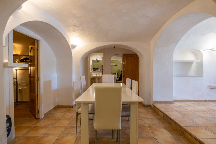 Image No.25-4 Bed Country House for sale