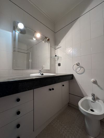 Image No.13-3 Bed Townhouse for sale