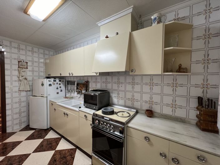 Image No.4-4 Bed Townhouse for sale