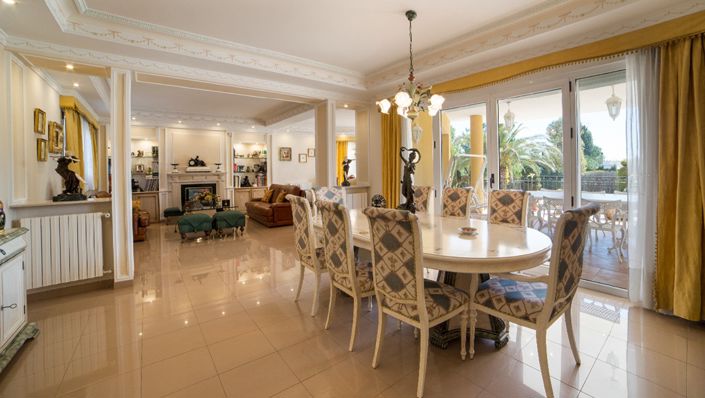 Image No.6-7 Bed Villa for sale