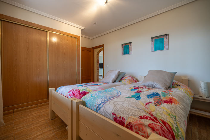 Image No.17-6 Bed Villa for sale