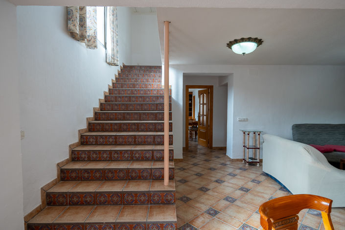 Image No.20-6 Bed Country House for sale