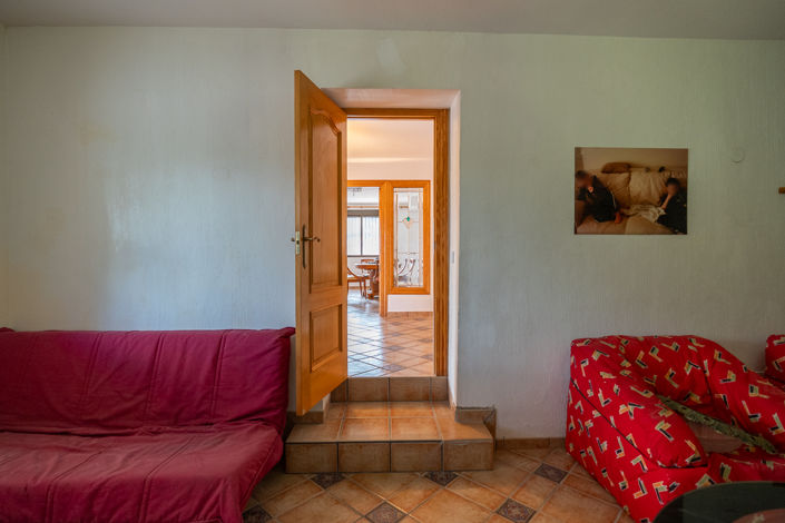 Image No.9-6 Bed Country House for sale