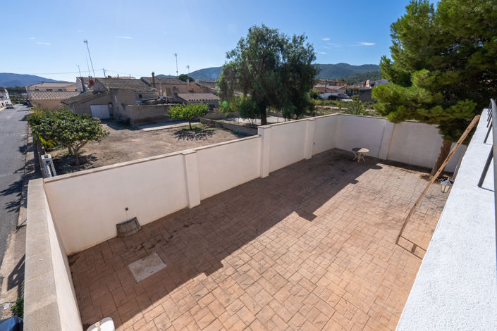 Image No.30-4 Bed Townhouse for sale