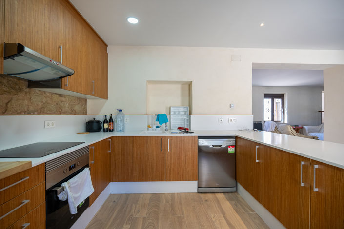 Image No.7-4 Bed Townhouse for sale