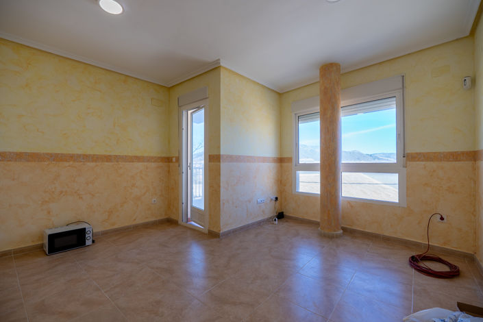 Image No.6-2 Bed Apartment for sale