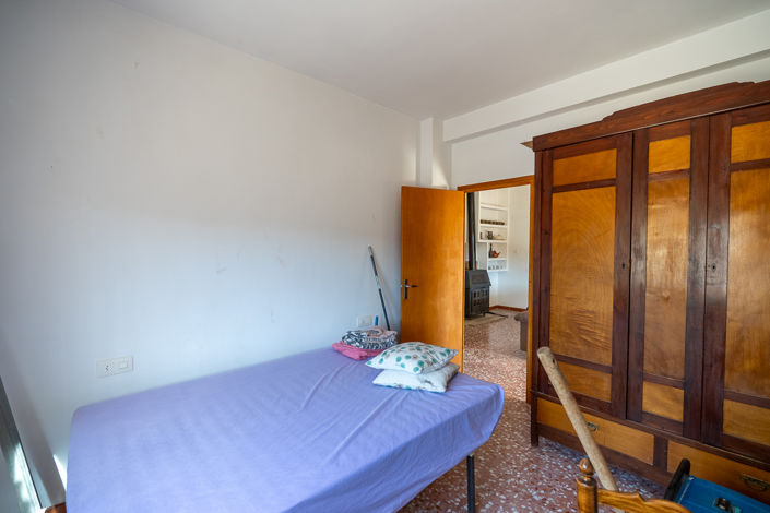 Image No.10-2 Bed Country House for sale