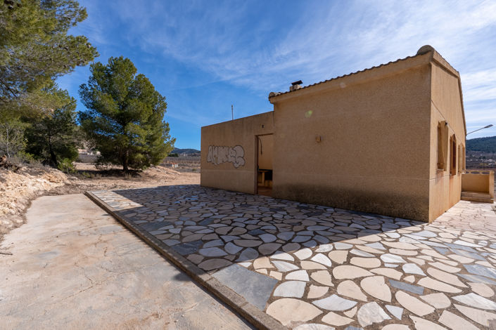 Image No.18-2 Bed Country House for sale