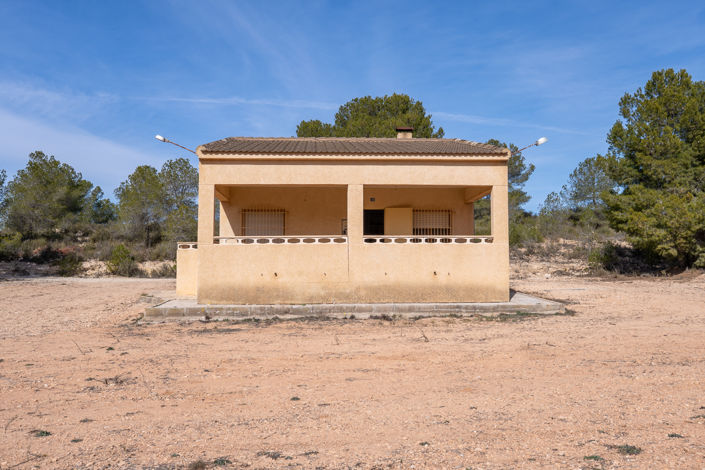 Image No.22-2 Bed Country House for sale