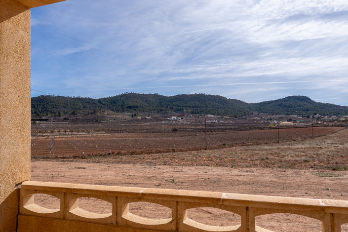 Image No.24-2 Bed Country House for sale