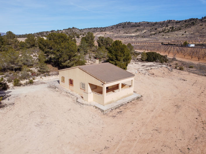 Image No.26-2 Bed Country House for sale