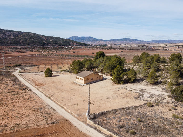 Image No.30-2 Bed Country House for sale