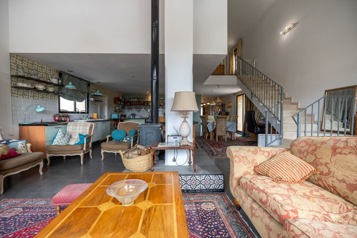 Image No.17-5 Bed Country House for sale