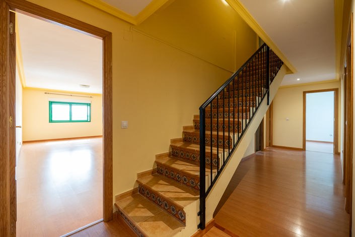 Image No.25-3 Bed Apartment for sale