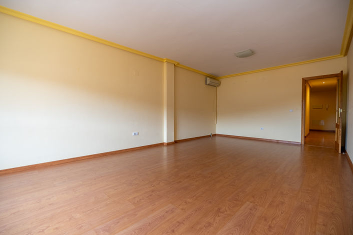 Image No.7-3 Bed Apartment for sale