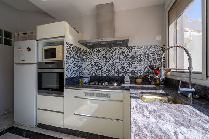 Image No.11-7 Bed Country House for sale