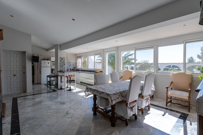 Image No.13-7 Bed Country House for sale